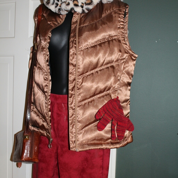 HP!*TRENDY VIBES Columbia Titanium puffer vest EUC - Picture 3 of 12